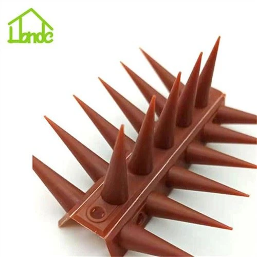 Spikes Éan Cosanta Plaisteacha