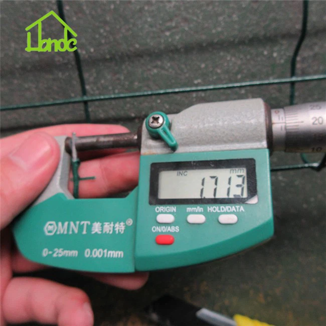 Best Green Plastic Euro Mesh Fence Product